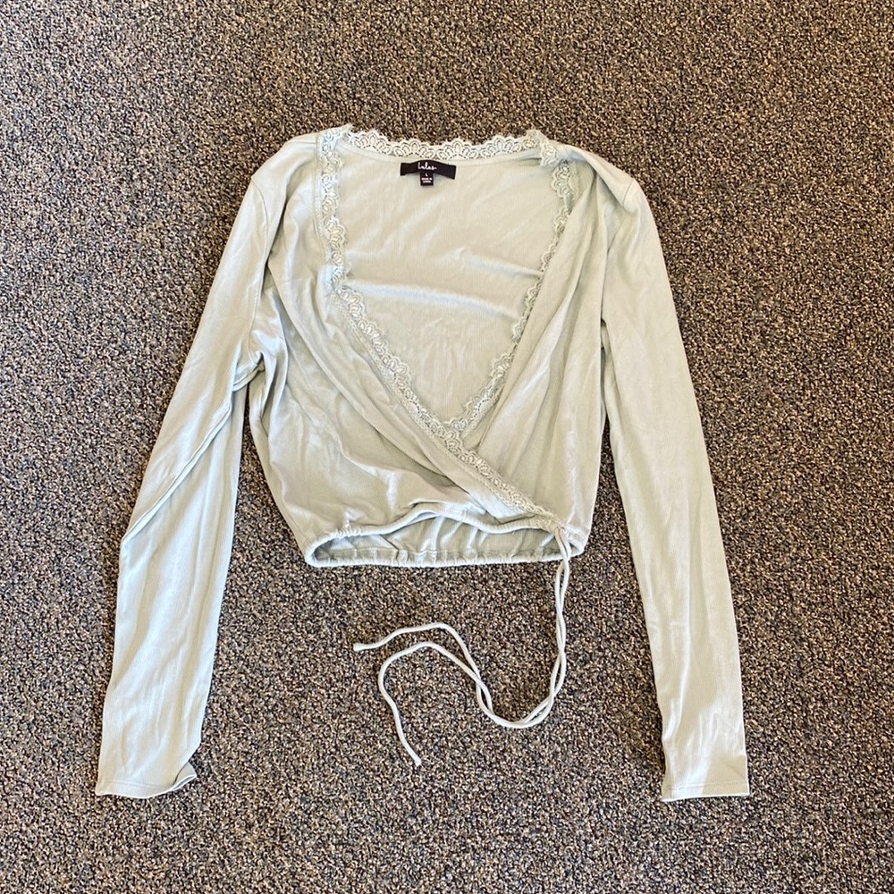 Lulus sweater
